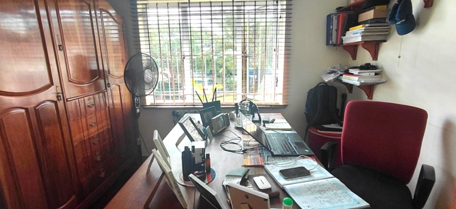 5 Bedroom Property for Sale in Bluff KwaZulu-Natal