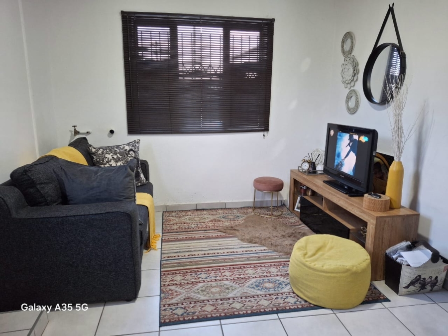 To Let 1 Bedroom Property for Rent in Brighton Beach KwaZulu-Natal