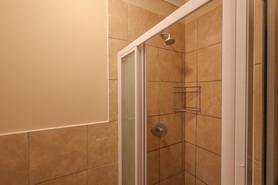 2 Bedroom Property for Sale in Amanzimtoti KwaZulu-Natal