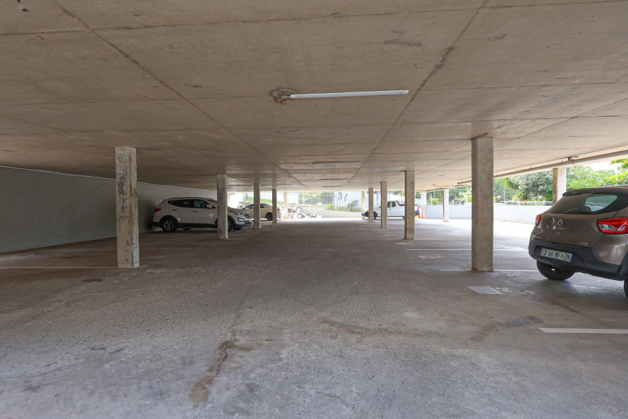 2 Bedroom Property for Sale in Amanzimtoti KwaZulu-Natal