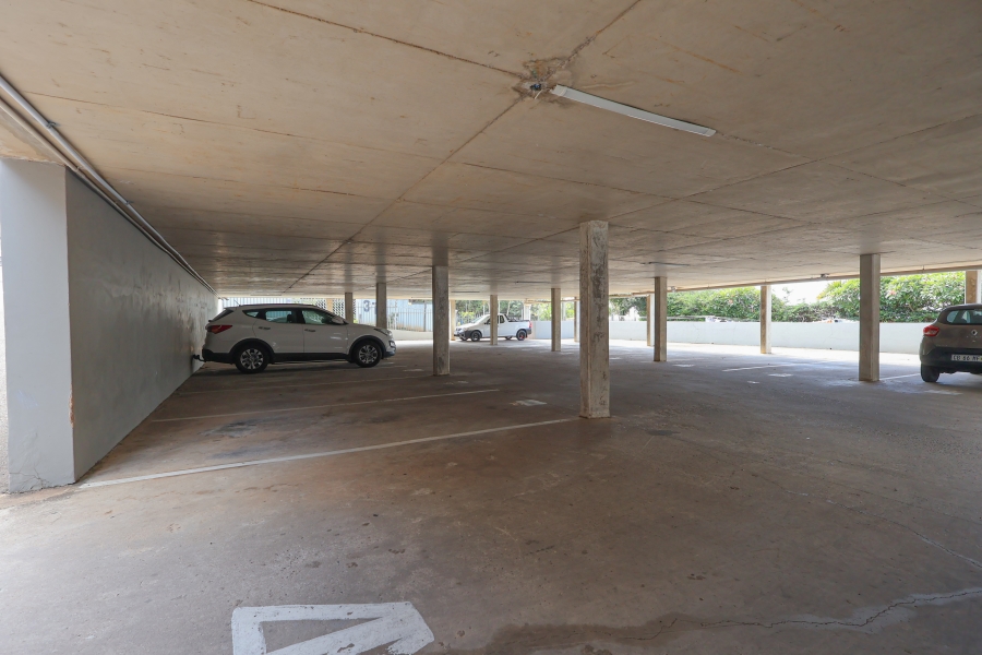 2 Bedroom Property for Sale in Amanzimtoti KwaZulu-Natal