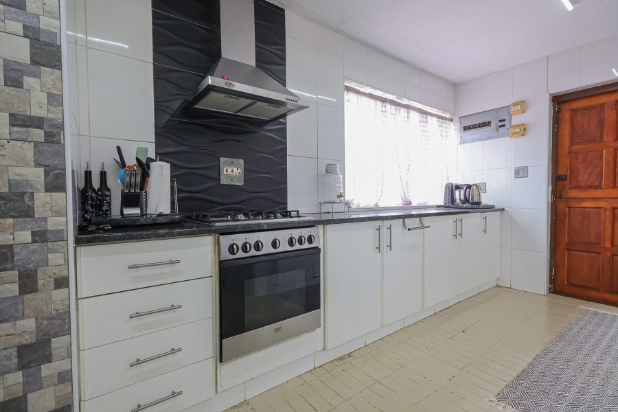 3 Bedroom Property for Sale in Avoca KwaZulu-Natal