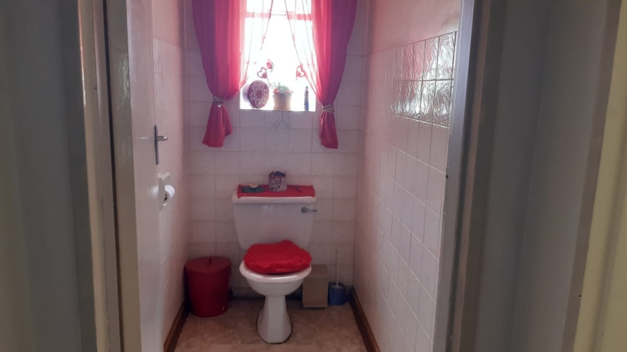 6 Bedroom Property for Sale in Utrecht Rural KwaZulu-Natal