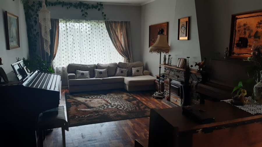 6 Bedroom Property for Sale in Utrecht Rural KwaZulu-Natal