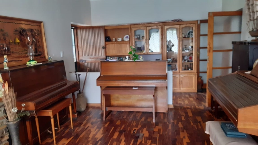 6 Bedroom Property for Sale in Utrecht Rural KwaZulu-Natal