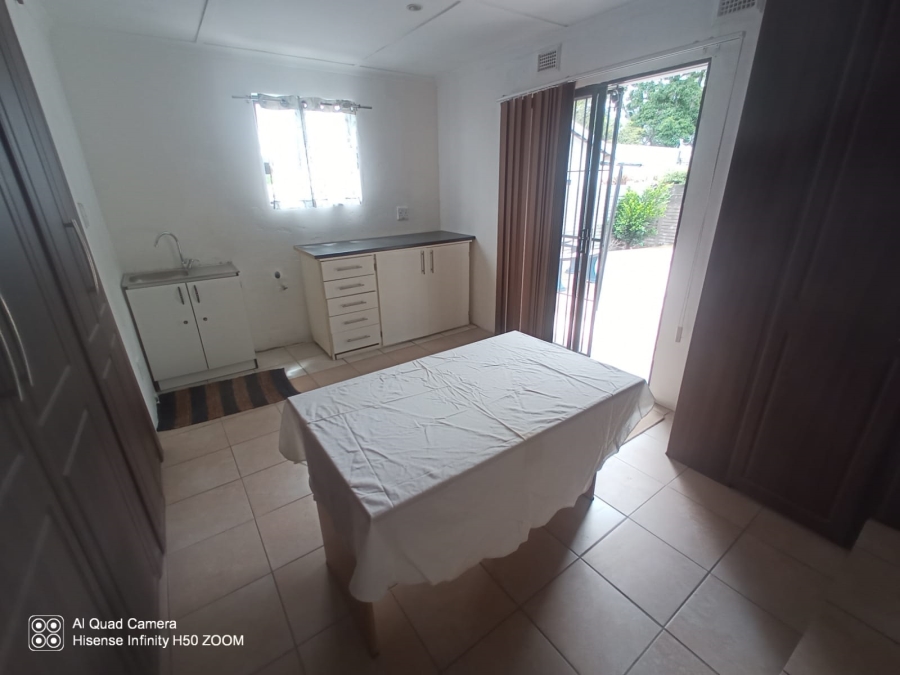 To Let 1 Bedroom Property for Rent in Pinelands KwaZulu-Natal