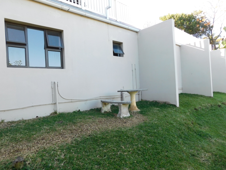 To Let 1 Bedroom Property for Rent in Waterfall KwaZulu-Natal