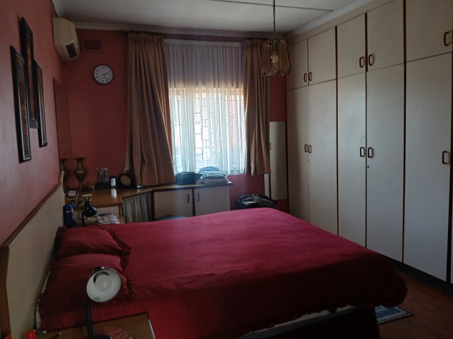 13 Bedroom Property for Sale in Claire Estate KwaZulu-Natal