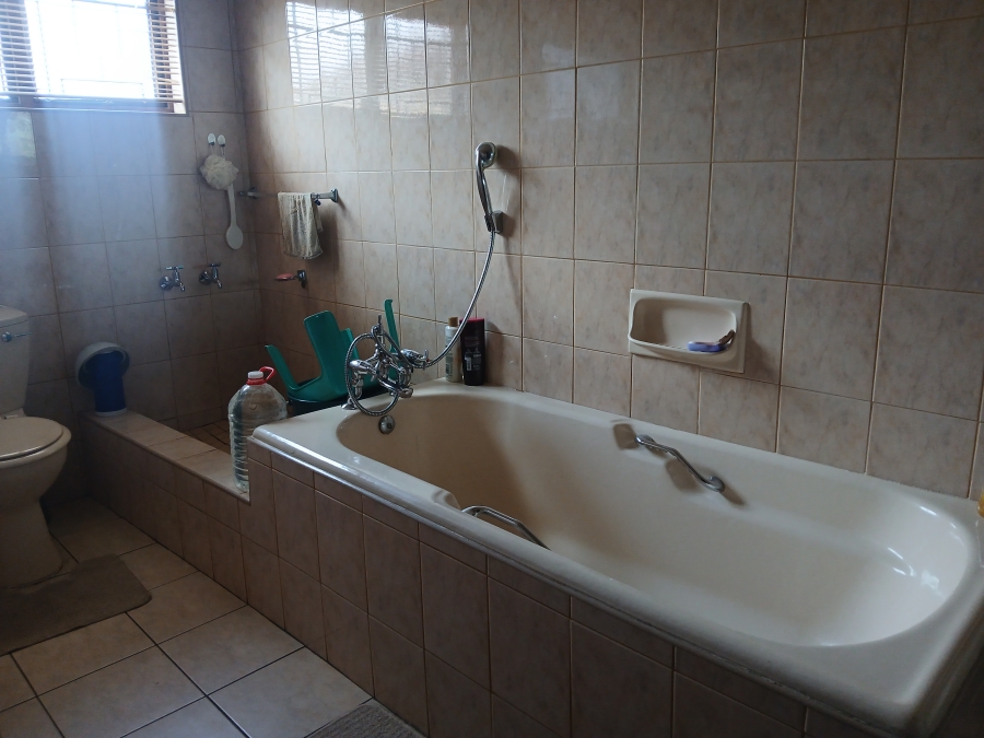 13 Bedroom Property for Sale in Claire Estate KwaZulu-Natal