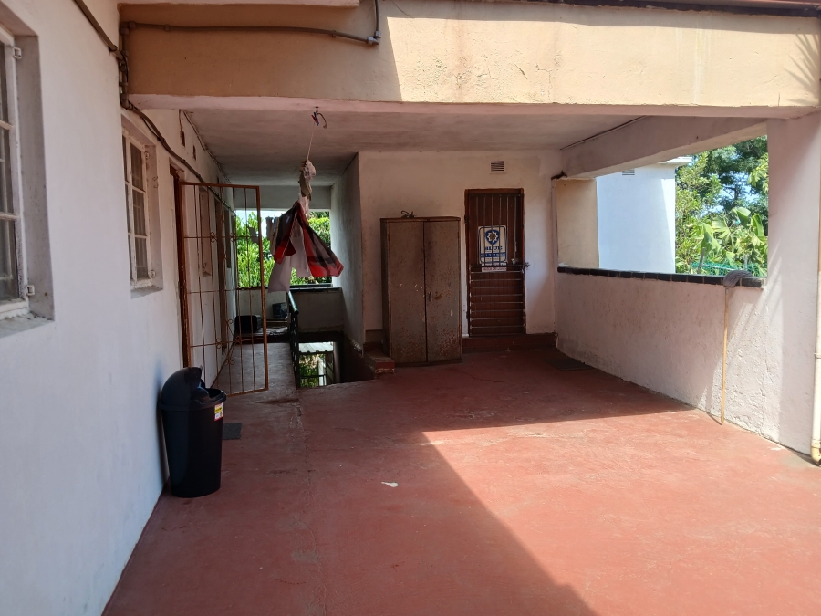 13 Bedroom Property for Sale in Claire Estate KwaZulu-Natal