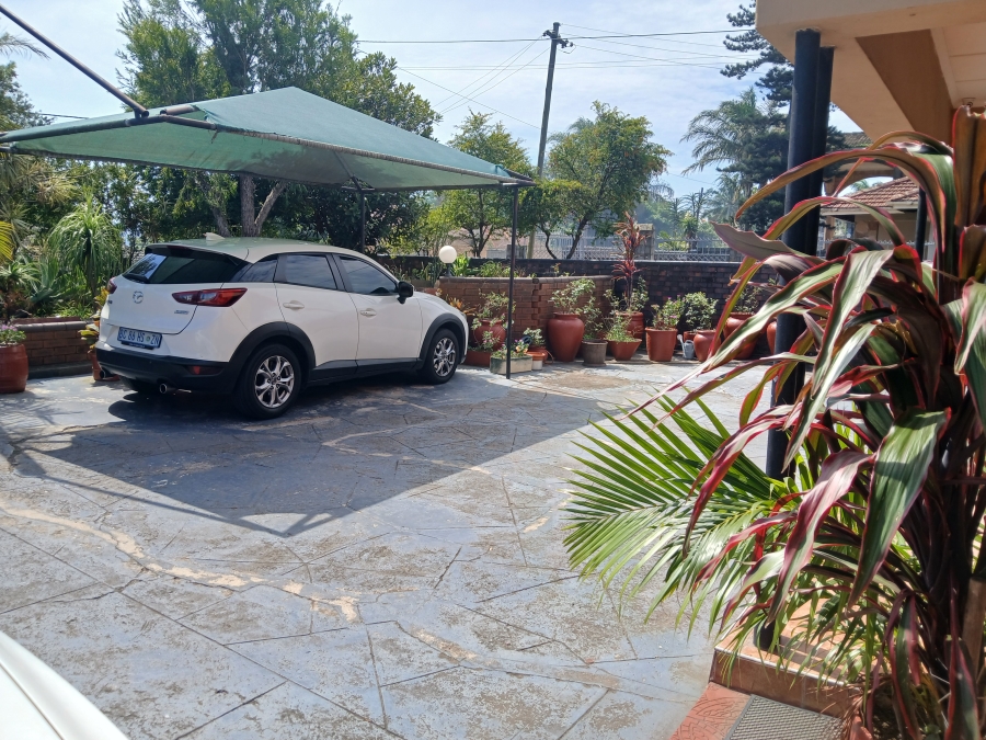 13 Bedroom Property for Sale in Claire Estate KwaZulu-Natal