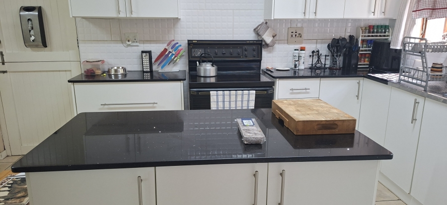 4 Bedroom Property for Sale in Westville Central KwaZulu-Natal