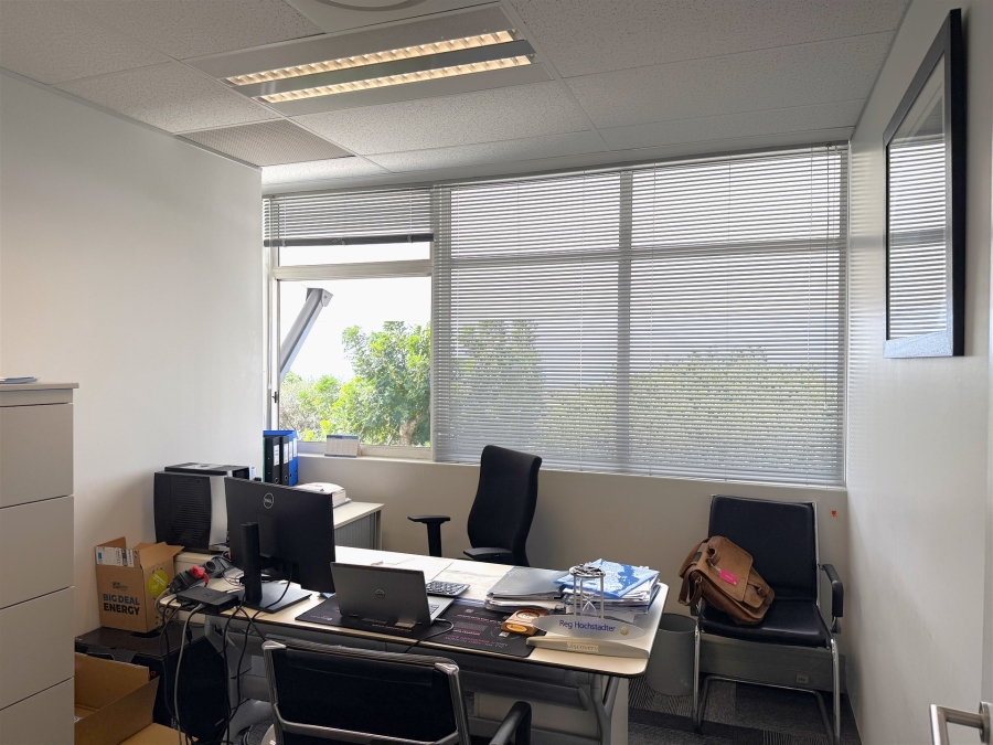 To Let Commercial Property for Rent in La Lucia KwaZulu-Natal