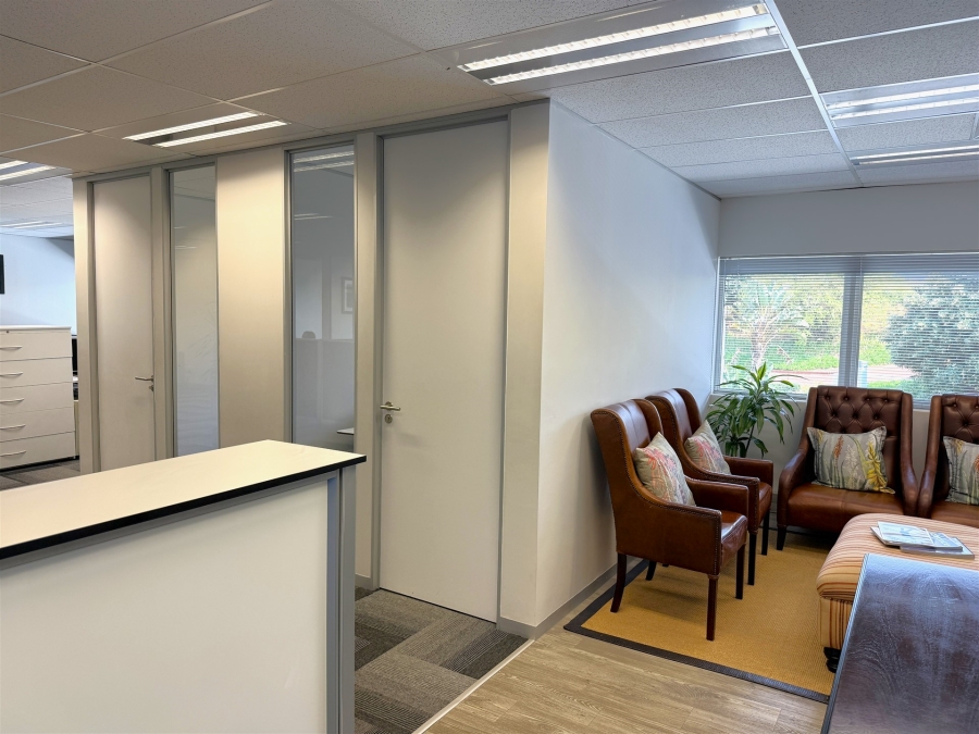To Let Commercial Property for Rent in La Lucia KwaZulu-Natal