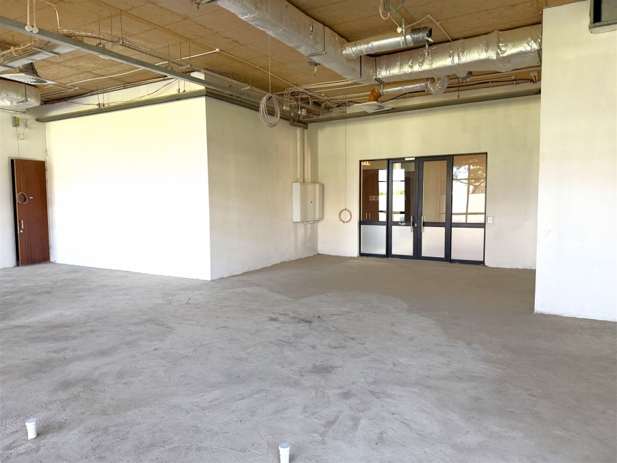 To Let Commercial Property for Rent in New Town Centre KwaZulu-Natal