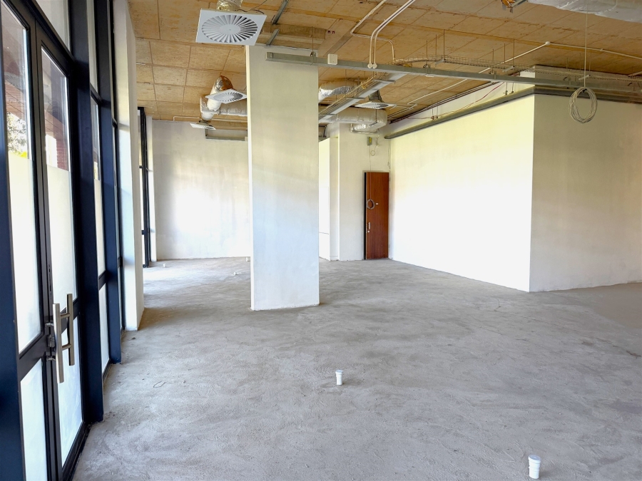 To Let Commercial Property for Rent in New Town Centre KwaZulu-Natal
