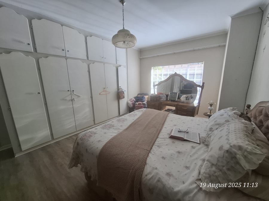 3 Bedroom Property for Sale in Aviary Hill KwaZulu-Natal