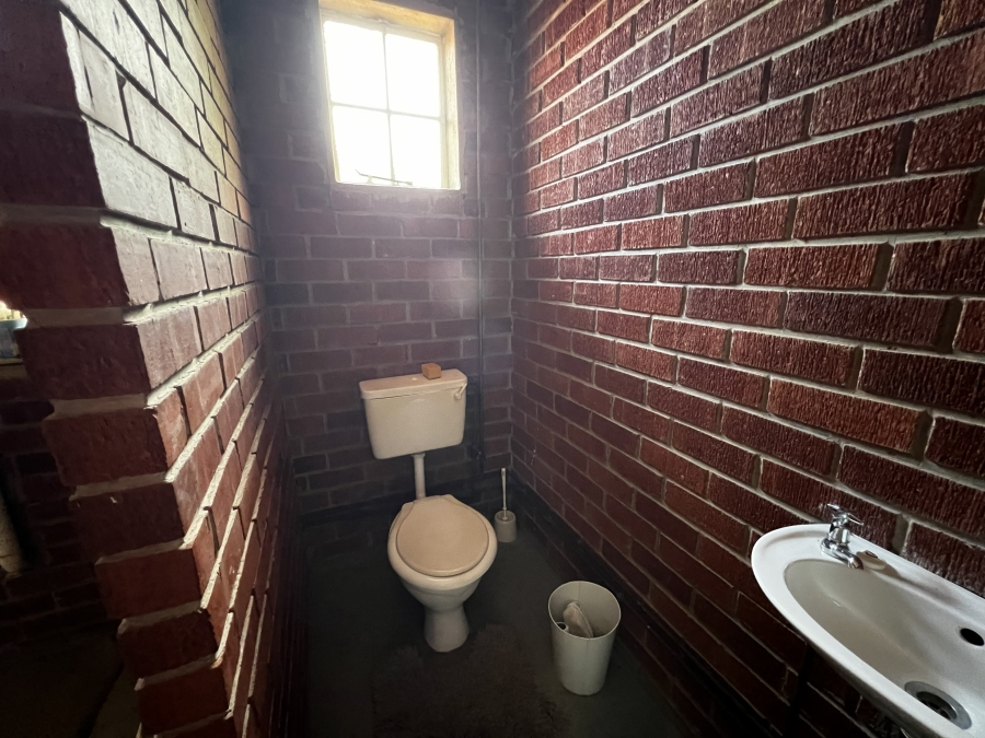 2 Bedroom Property for Sale in Newcastle KwaZulu-Natal