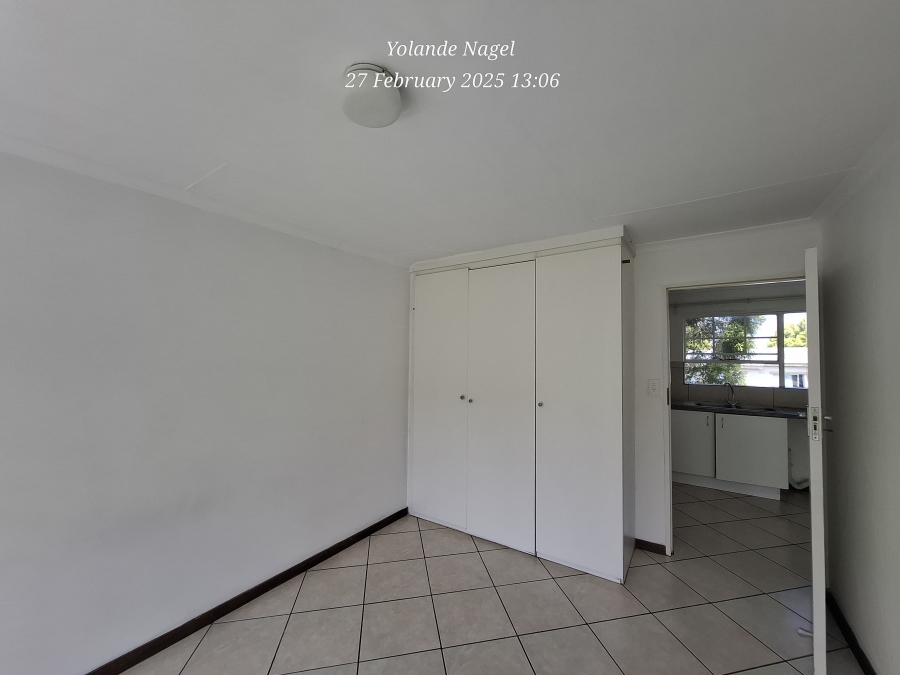 1 Bedroom Property for Sale in Sunnyridge KwaZulu-Natal