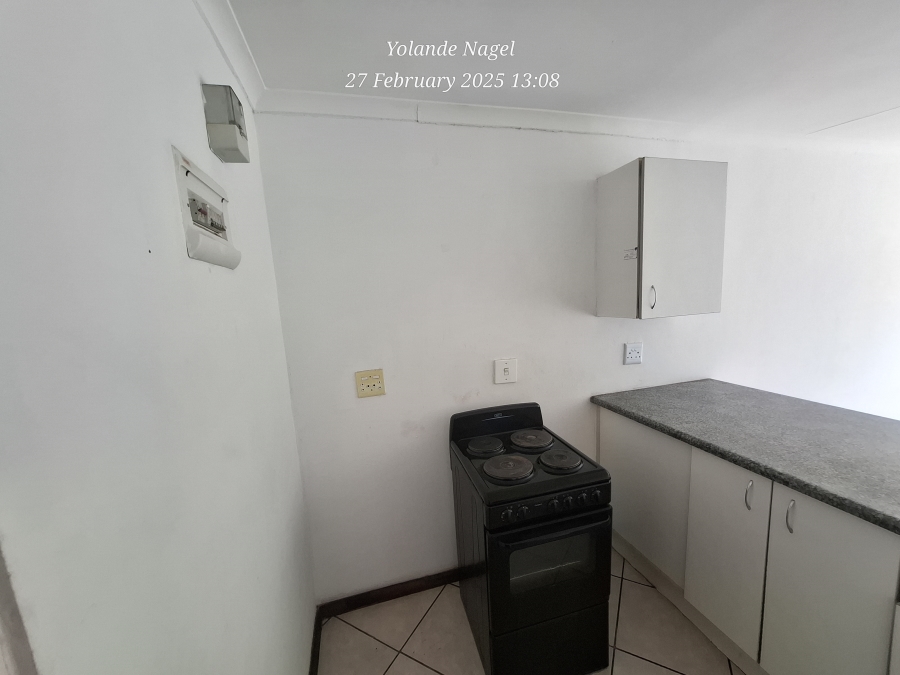 1 Bedroom Property for Sale in Sunnyridge KwaZulu-Natal