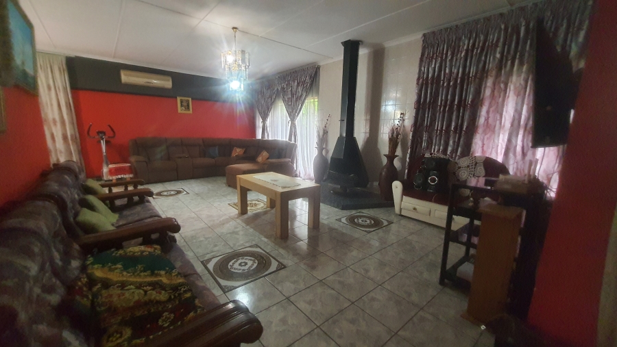 3 Bedroom Property for Sale in Amiel Park KwaZulu-Natal