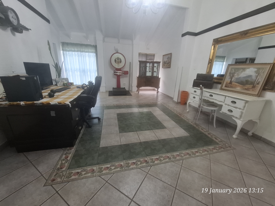 4 Bedroom Property for Sale in Pioneer Park KwaZulu-Natal