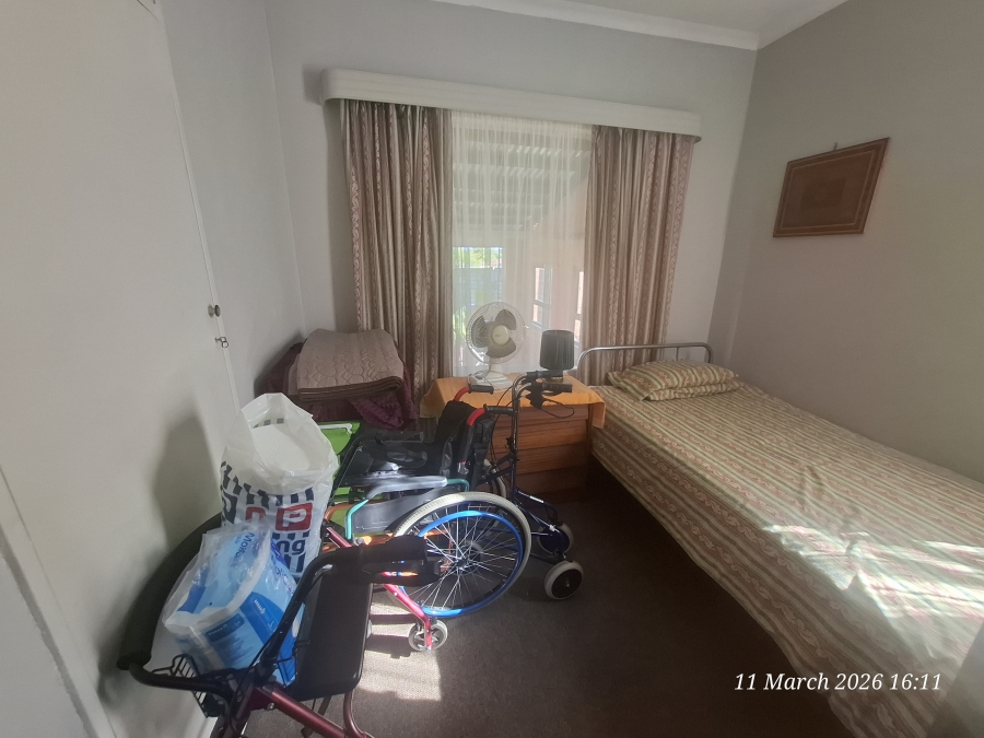 3 Bedroom Property for Sale in Sunnyridge KwaZulu-Natal