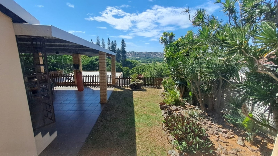 3 Bedroom Property for Sale in Brighton Beach KwaZulu-Natal