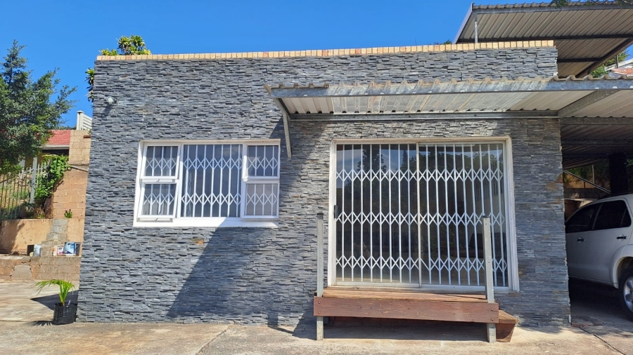 3 Bedroom Property for Sale in Brighton Beach KwaZulu-Natal