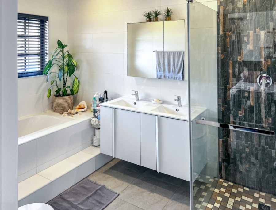 10 Bedroom Property for Sale in Durban North KwaZulu-Natal