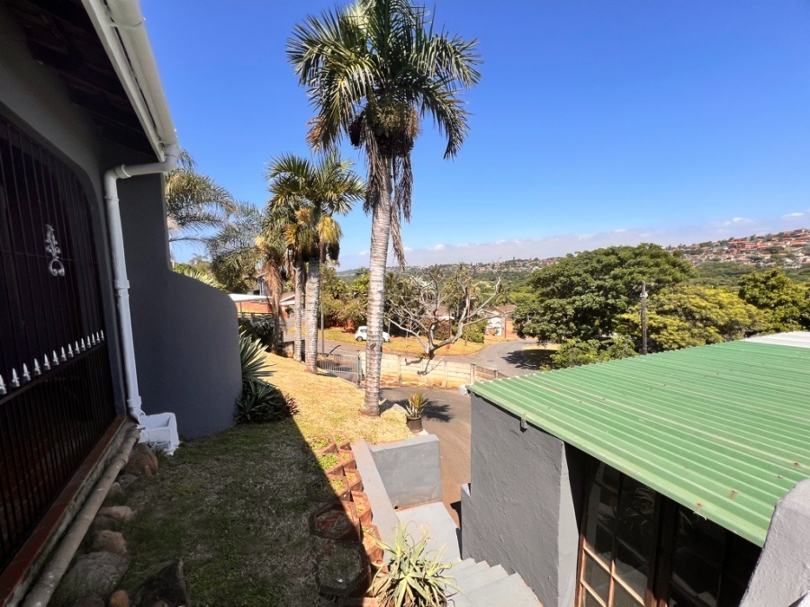 To Let 3 Bedroom Property for Rent in Ocean View KwaZulu-Natal