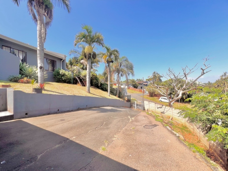 To Let 3 Bedroom Property for Rent in Ocean View KwaZulu-Natal