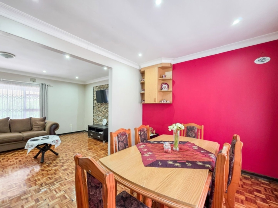 3 Bedroom Property for Sale in Westbrook KwaZulu-Natal