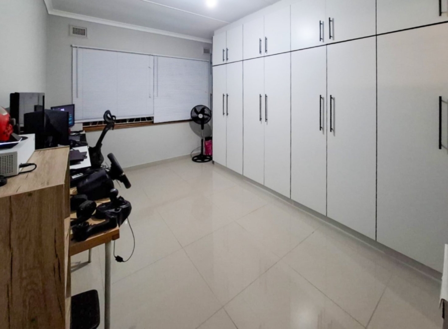 4 Bedroom Property for Sale in Tongaat KwaZulu-Natal