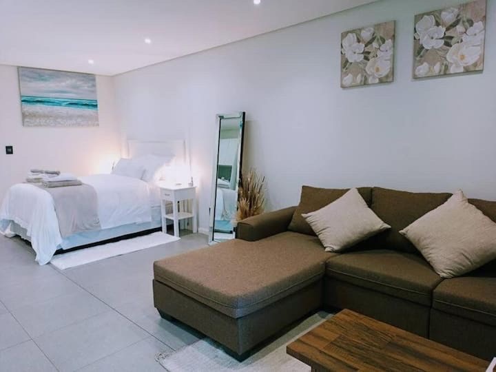 1 Bedroom Property for Sale in Sibaya Precinct KwaZulu-Natal