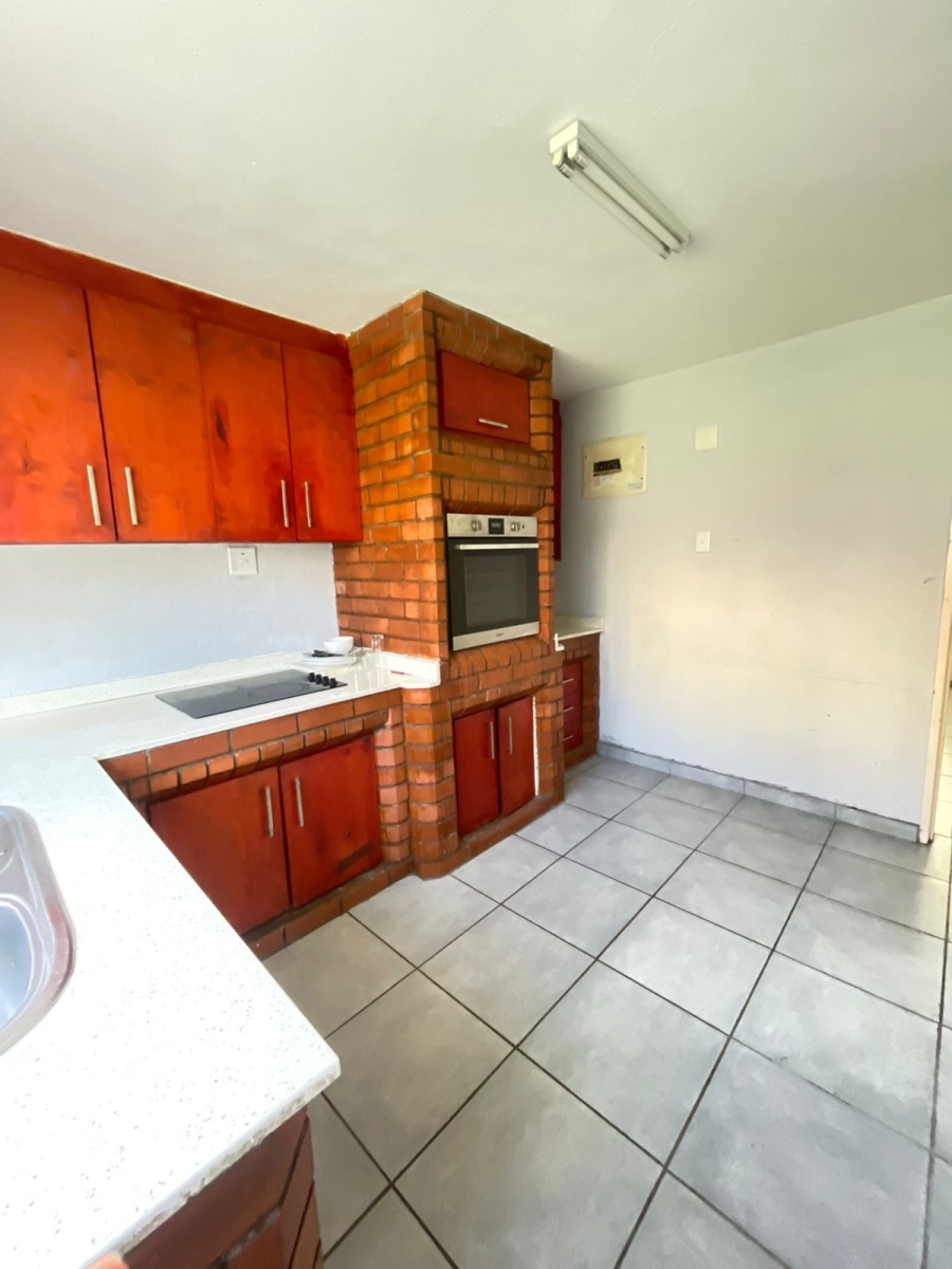 1 Bedroom Property for Sale in Austerville KwaZulu-Natal