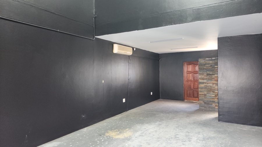 To Let commercial Property for Rent in Ballito Commercial District KwaZulu-Natal