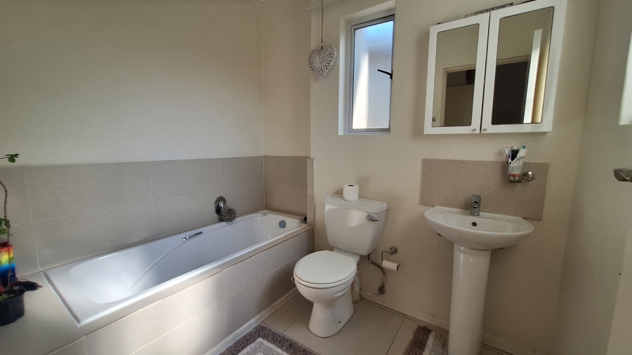 2 Bedroom Property for Sale in Sheffield Manor KwaZulu-Natal