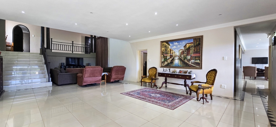 9 Bedroom Property for Sale in Shakas Rock KwaZulu-Natal