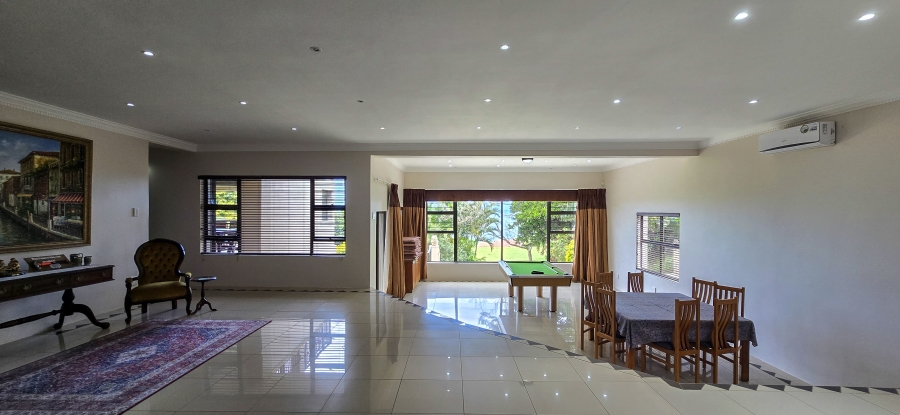 9 Bedroom Property for Sale in Shakas Rock KwaZulu-Natal