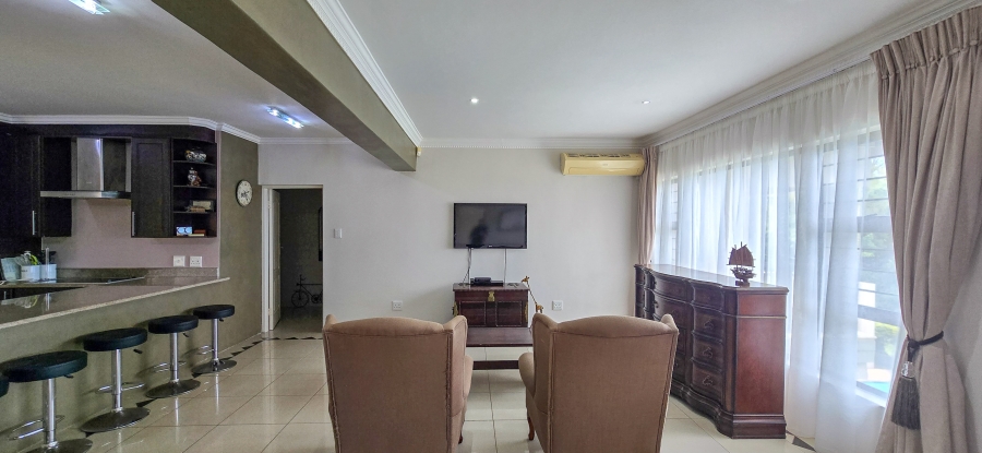 9 Bedroom Property for Sale in Shakas Rock KwaZulu-Natal
