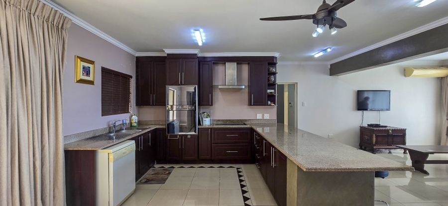 9 Bedroom Property for Sale in Shakas Rock KwaZulu-Natal