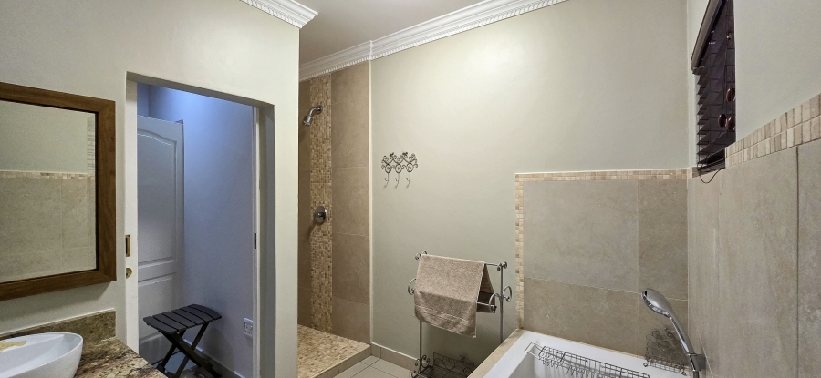 9 Bedroom Property for Sale in Shakas Rock KwaZulu-Natal