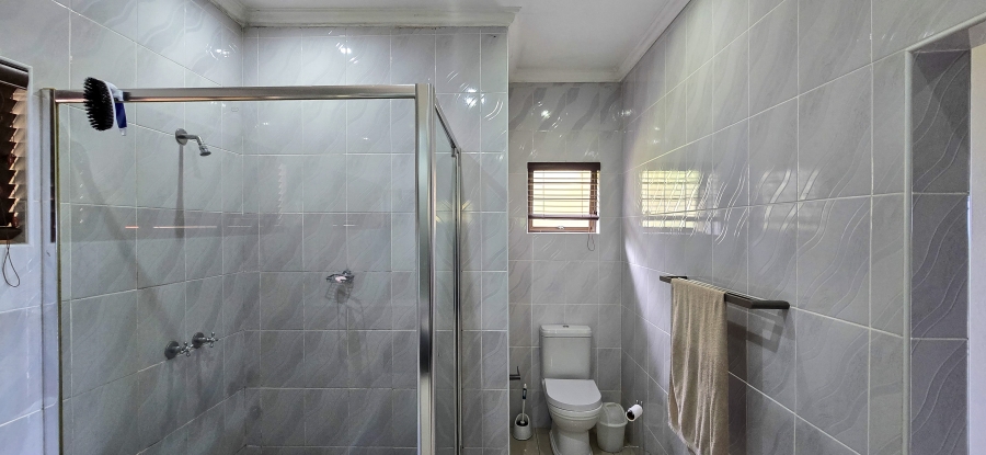 9 Bedroom Property for Sale in Shakas Rock KwaZulu-Natal