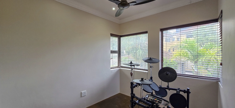 9 Bedroom Property for Sale in Shakas Rock KwaZulu-Natal