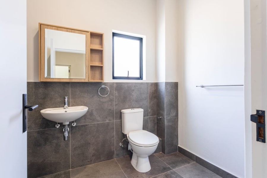 3 Bedroom Property for Sale in Westbrook KwaZulu-Natal