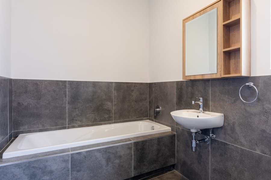 To Let 3 Bedroom Property for Rent in Westbrook KwaZulu-Natal