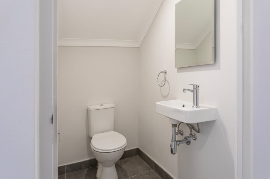 To Let 3 Bedroom Property for Rent in Westbrook KwaZulu-Natal