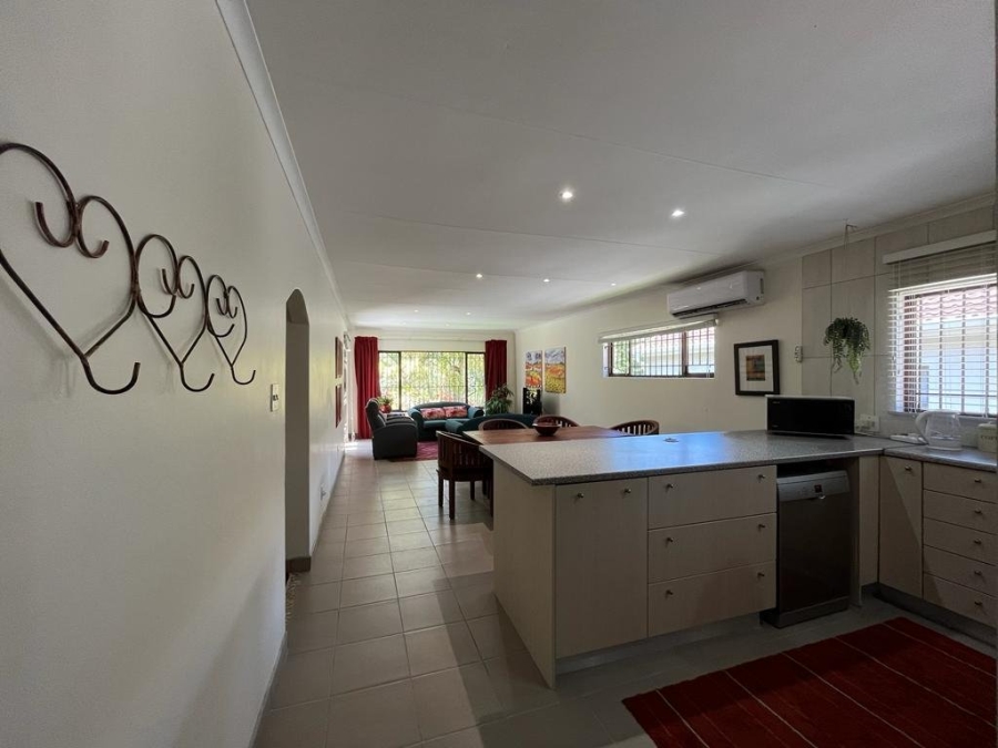 To Let 3 Bedroom Property for Rent in Willard Beach KwaZulu-Natal