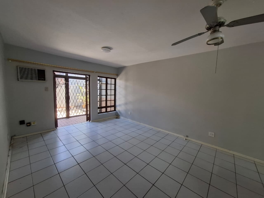 2 Bedroom Property for Sale in Arboretum KwaZulu-Natal